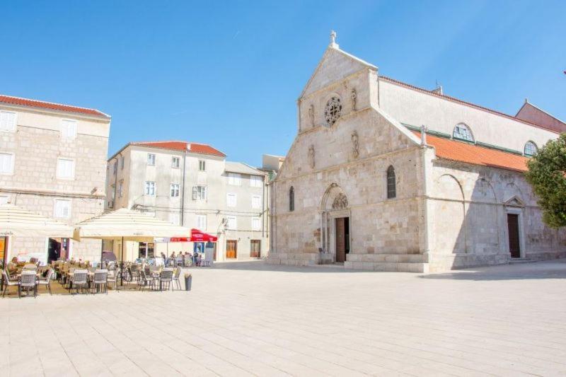 Villa Gabriel Pag Town Exteriör bild