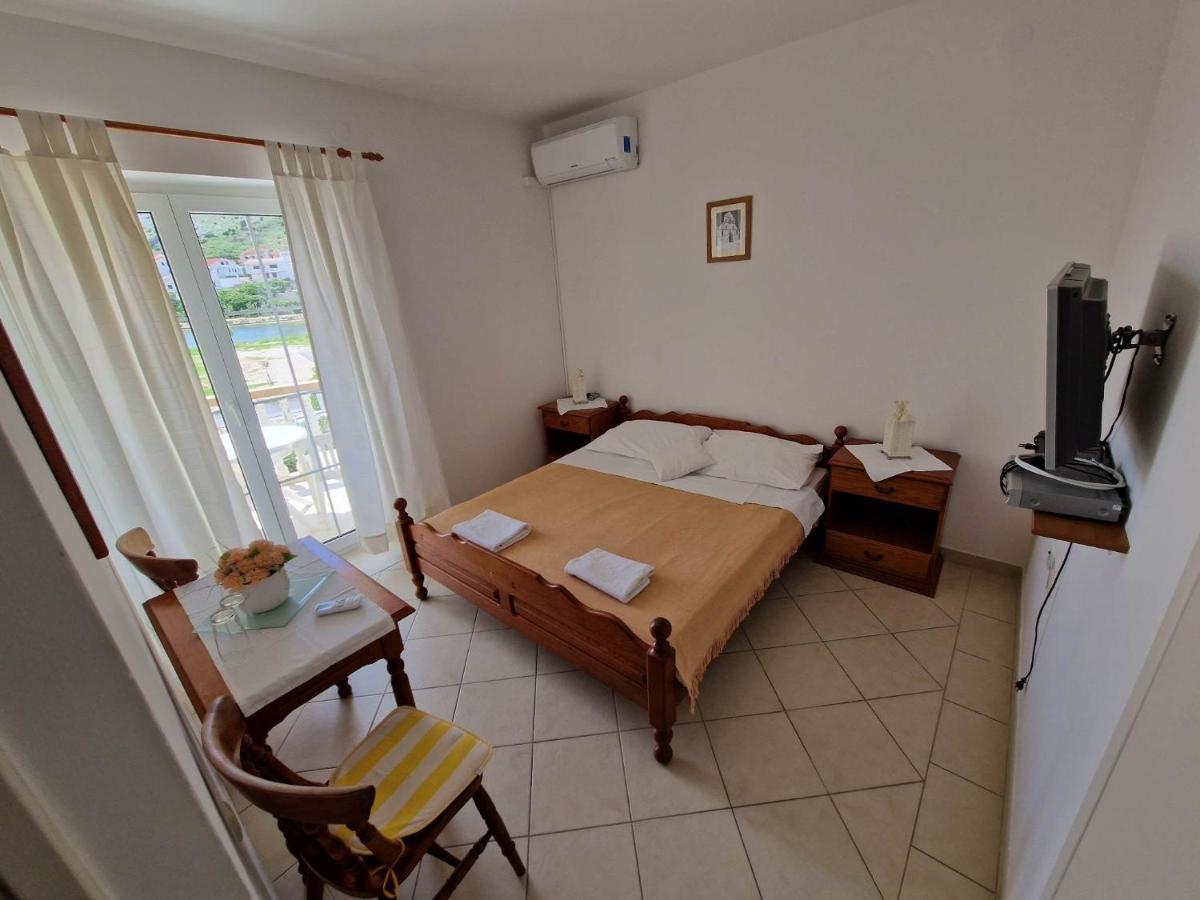 Villa Gabriel Pag Town Exteriör bild